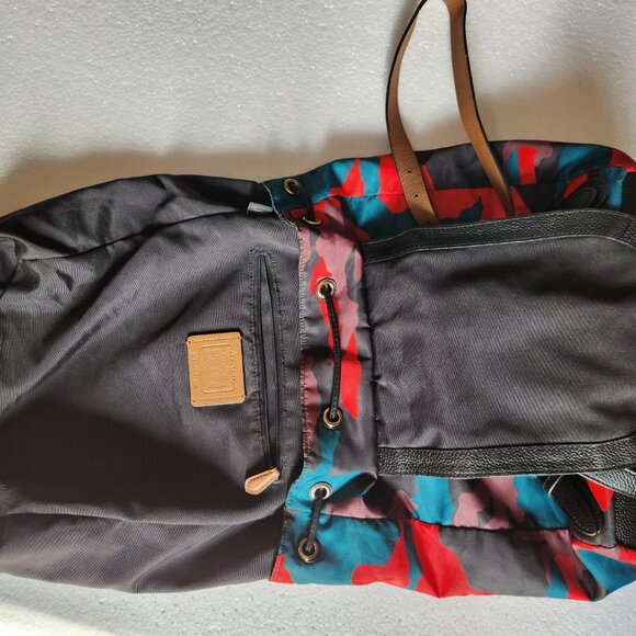 RARE Coach nylon backpack/daypack F11848 in colorful camo with leather straps - Picture 3 of 14